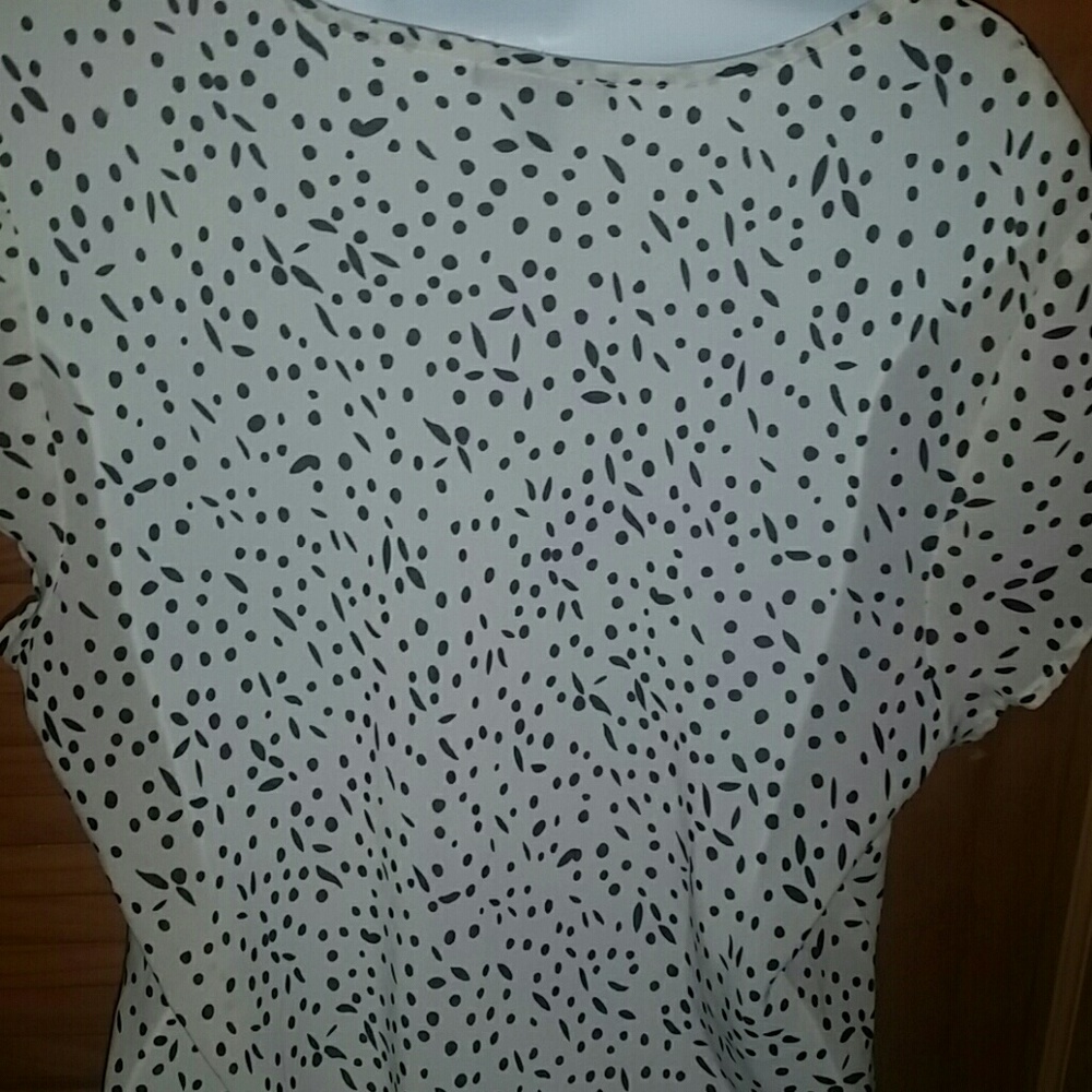 Top - Picture 4 of 4